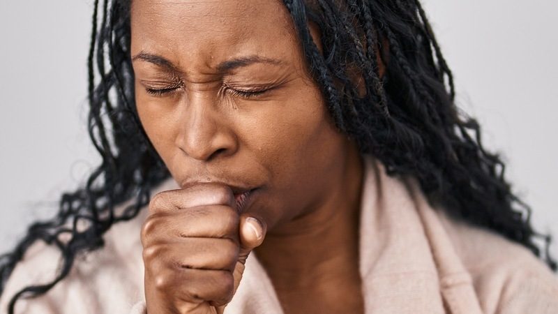 A tosse seca é um tipo de tosse que não produz muco ou catarro. Ela costuma ser irritante, persistente e pode causar desconforto na garganta.